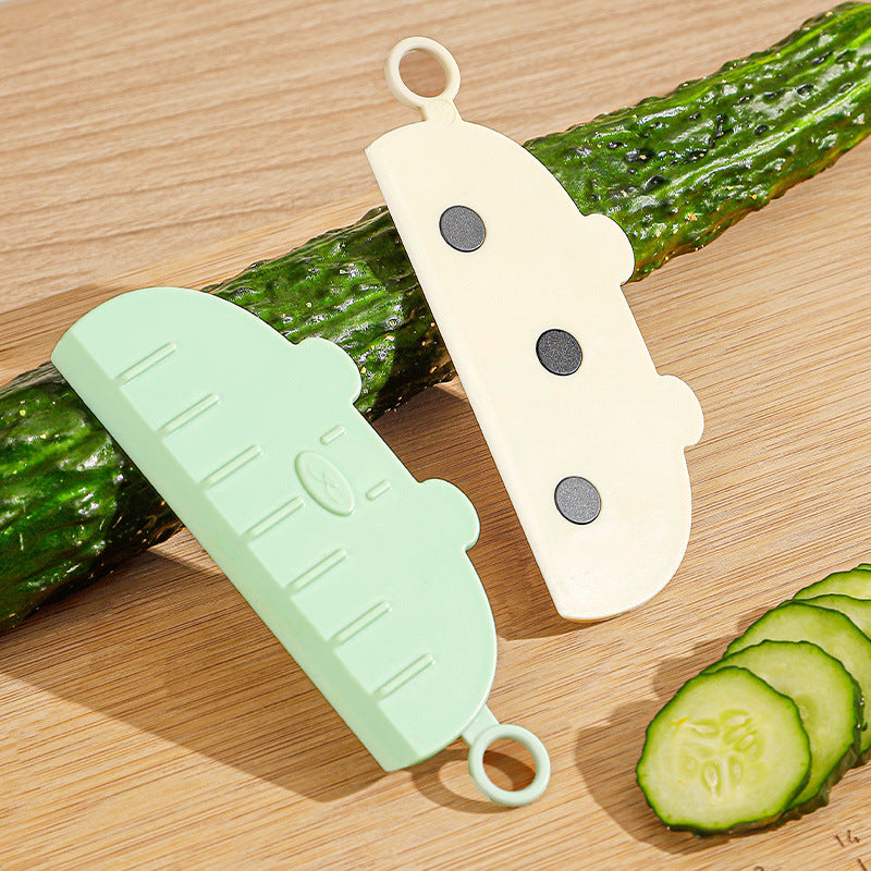 Pig-Shaped Magnetic Vegetable Slicer Tool